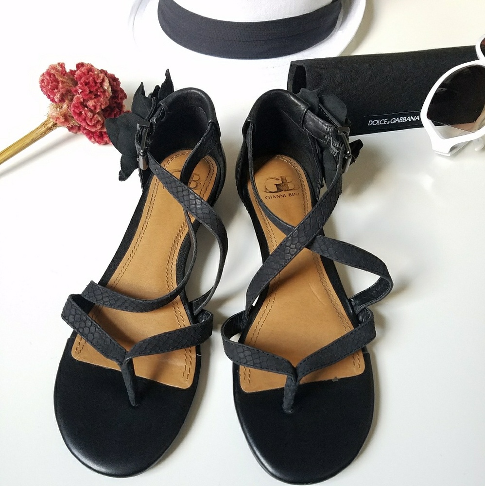 🖤🏖Gianni Bini Gladiator Sandals🖤🏖 - Picture 2 of 6